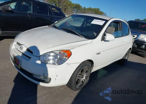 2009 Hyundai Accent Se из США, поврежденный, VIN KMHCN36C09U130962
